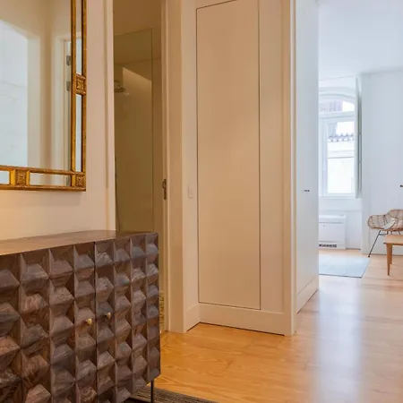 Downtown Sleek By Lovelystay Apartman *