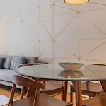 Downtown Sleek By Lovelystay Lisbon
